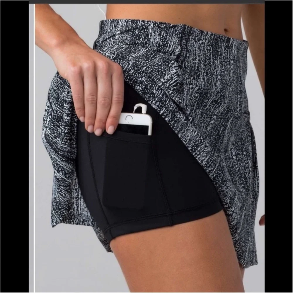 Lululemon Lost in Pace Skort Air Time Skirt Size 4 - Picture 3 of 8